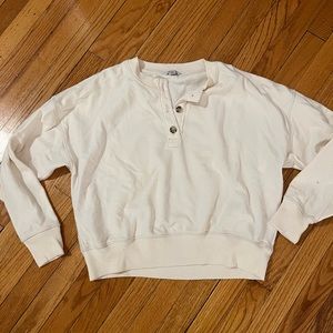American eagle - cropped crewneck with buttons size large
